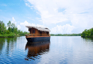 Yathra Houseboat by Jetwing, Bentota