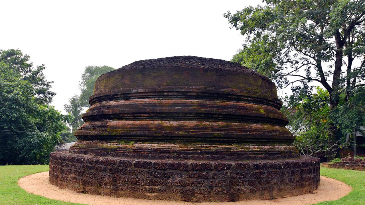 Beddagane Veherakanda ruins