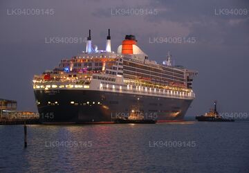 Queen Mary 2 by Cunard Line