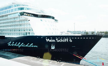 Mein Schiff 6 by TUI Cruises