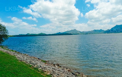 カンダラマ湖