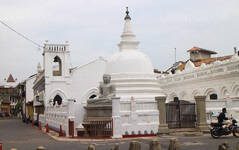 Fort Shri Sudarmalaya Buddhist Temple
