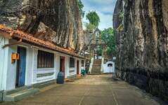 Aluvihara Rock Cave Temple