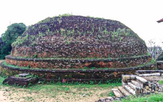 Mihindu Maha Stupa (Seya)